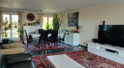 House 8 rooms of 130 m² in Amilly (45200)