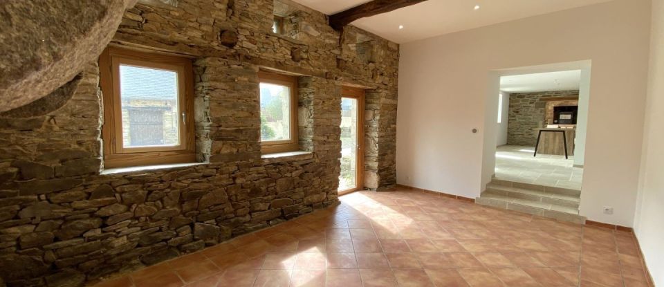 House 4 rooms of 170 m² in Lannion (22300)