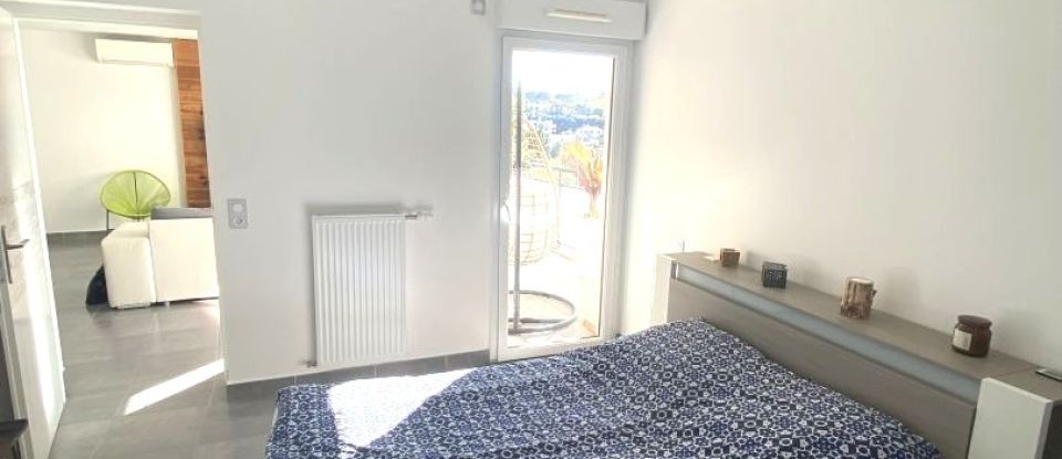 Appartement 2 pièces de 54 m² à Saint-Raphaël (83700)