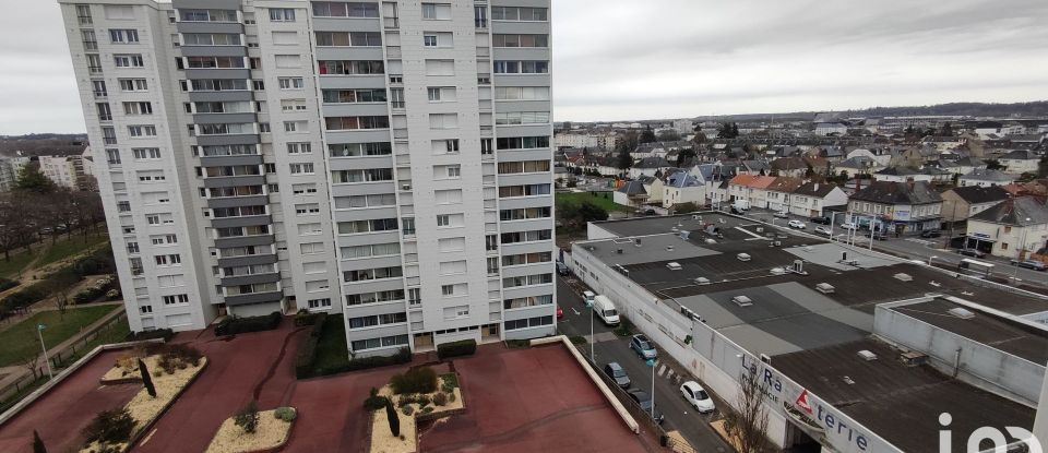Appartement 4 pièces de 82 m² à Saint-Pierre-des-Corps (37700)