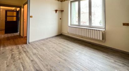 House 6 rooms of 177 m² in Saint-Eusèbe (71210)