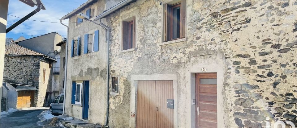 House 7 rooms of 199 m² in Formiguères (66210)
