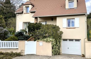 House 6 rooms of 120 m² in Gif-sur-Yvette (91190)