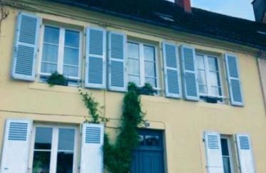 House 5 rooms of 130 m² in Saint-Yrieix-la-Perche (87500)
