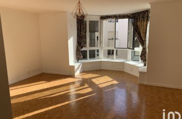 Apartment 3 rooms of 77 m² in Enghien-les-Bains (95880)