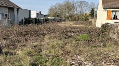 Land of 735 m² in Meaux (77100)
