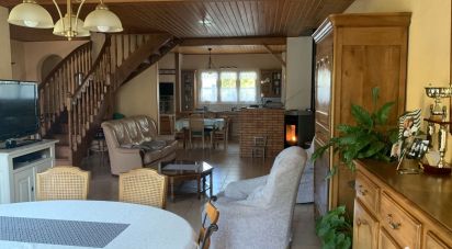 House 4 rooms of 130 m² in Avrillé (85440)
