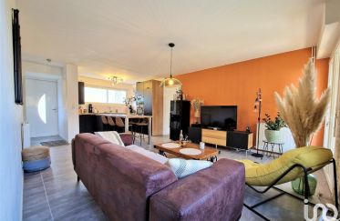 House 4 rooms of 80 m² in Villenave-d'Ornon (33140)