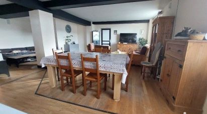 House 6 rooms of 208 m² in Bray (27170)