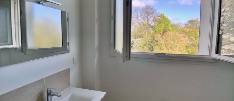 Apartment 3 rooms of 69 m² in Sèvres (92310)