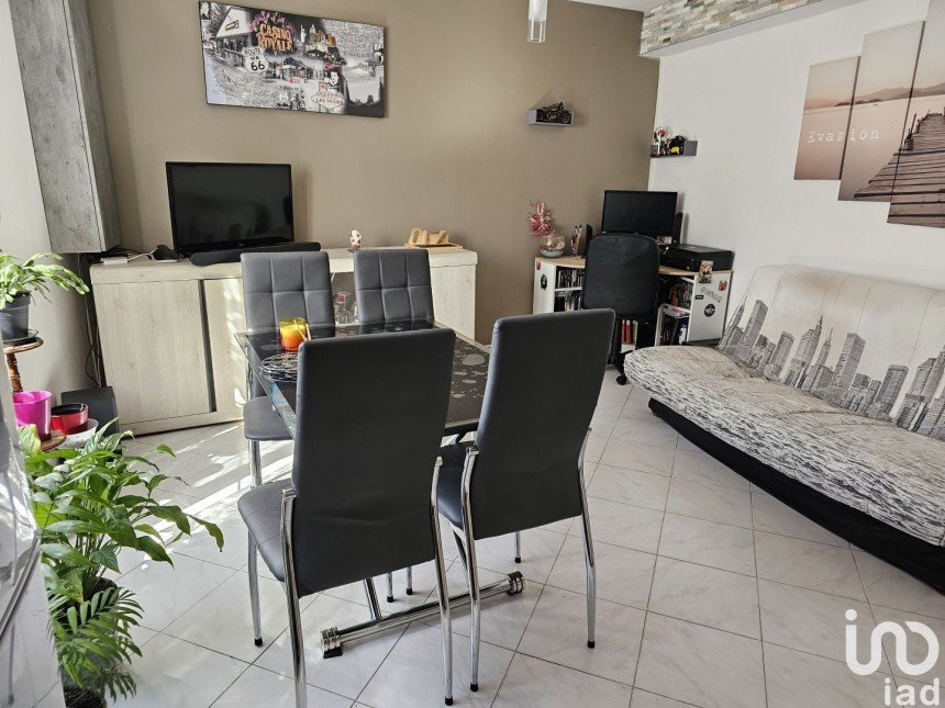 Apartment 2 rooms of 33 m² in Soignolles-en-Brie (77111)