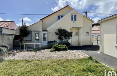 Maison traditionnelle 4 pièces de 89 m² à Saint-Hilaire-de-Riez (85270)
