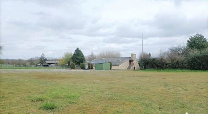 Commercial walls of 860 m² in Fresnay-sur-Sarthe (72130)