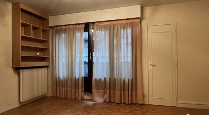 Apartment 2 rooms of 45 m² in Alfortville (94140)
