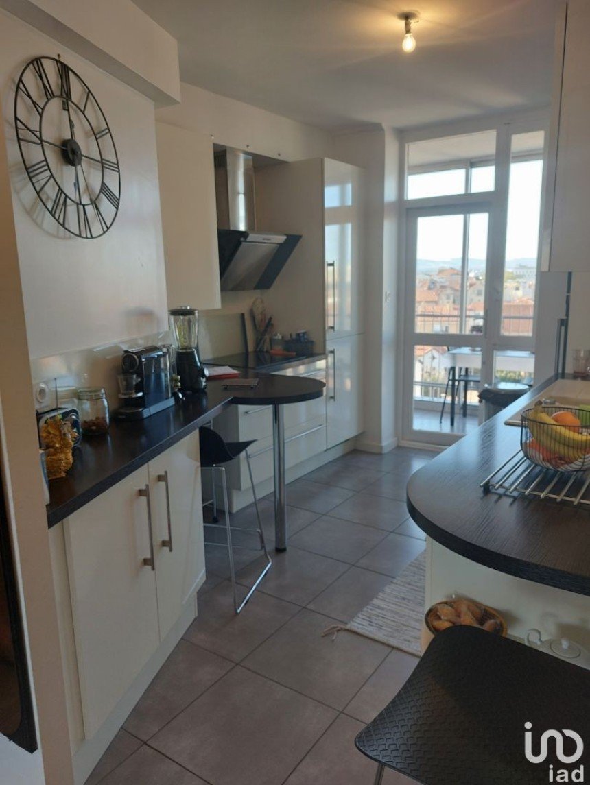 Apartment 4 rooms of 82 m² in Perpignan (66000)