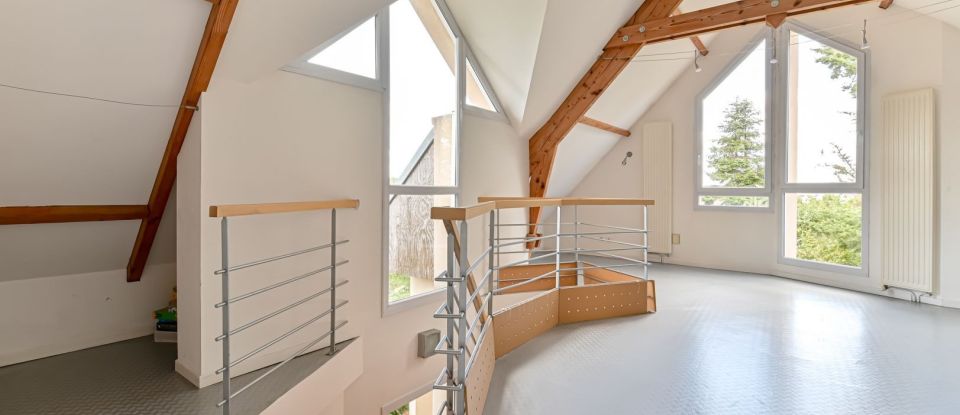 Maison 8 pièces de 250 m² à Rueil-Malmaison (92500)