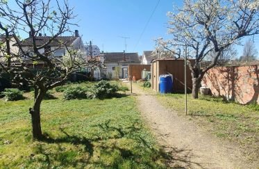 House 2 rooms of 45 m² in Montluçon (03100)