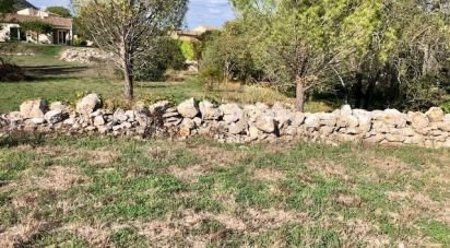 Land of 895 m² in Fons-sur-Lussan (30580)