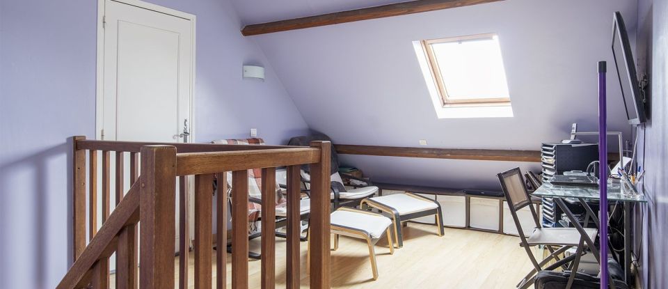 House 3 rooms of 84 m² in Le Plessier-sur-Saint-Just (60130)
