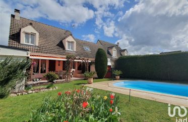 House 6 rooms of 105 m² in Faremoutiers (77515)