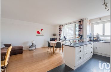 Apartment 2 rooms of 48 m² in Puteaux (92800)