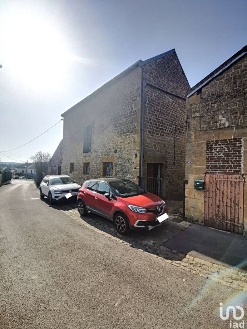 Maison 11 pièces de 440 m² à Charleville-Mézières (08000)
