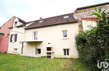 House 5 rooms of 97 m² in Chanteloup-les-Vignes (78570)