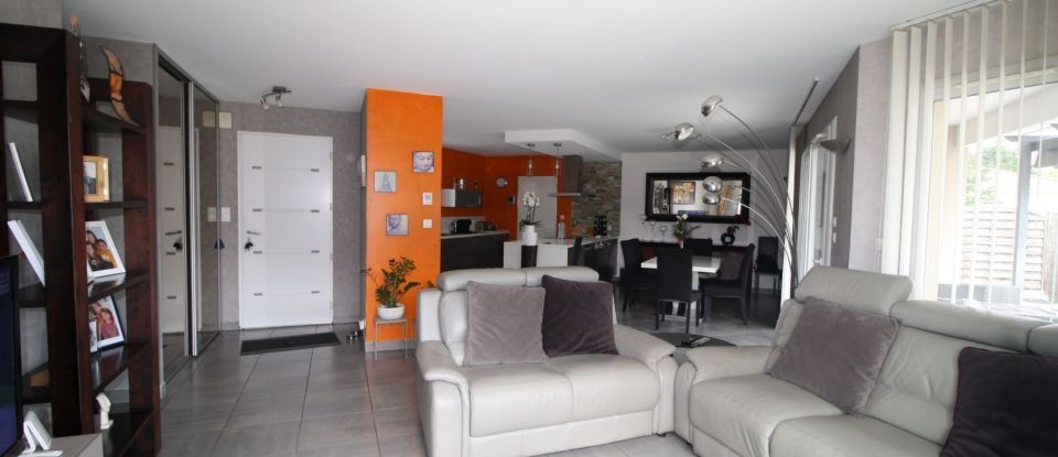 House 5 rooms of 120 m² in La Brède (33650)