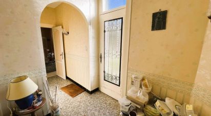 House 5 rooms of 175 m² in Verruyes (79310)