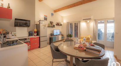Apartment 2 rooms of 45 m² in Vedène (84270)