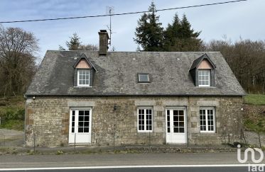 House 4 rooms of 89 m² in Saint-Clément-Rancoudray (50140)