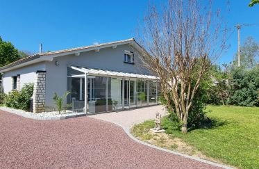 House 4 rooms of 159 m² in Bergerac (24100)