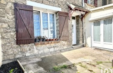 House 4 rooms of 75 m² in Pont-Sainte-Maxence (60700)