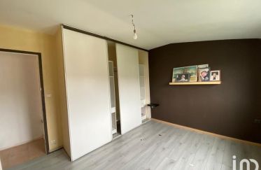 House 4 rooms of 83 m² in Châlons-en-Champagne (51000)