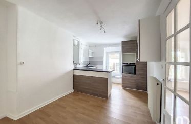 Apartment 2 rooms of 29 m² in Vaux-le-Pénil (77000)