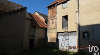 Parking of 45 m² in Ladon (45270)