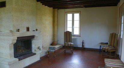 House 6 rooms of 160 m² in Beaumont-le-Roger (27170)