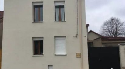 House 4 rooms of 65 m² in Montluçon (03100)