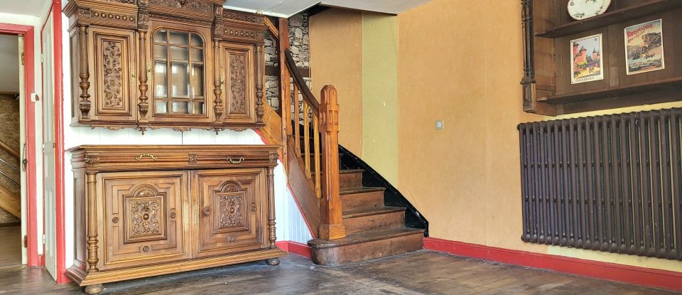 House 6 rooms of 171 m² in Le Chastang (19190)