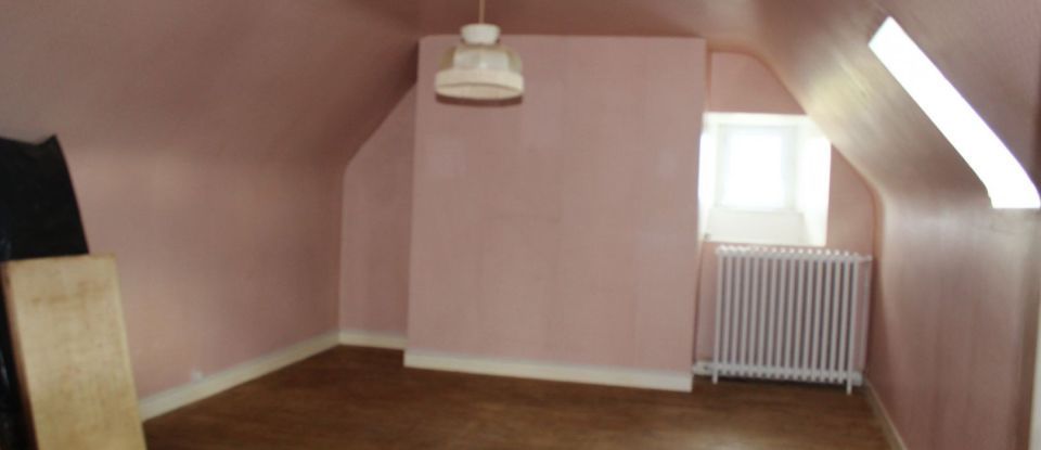 House 10 rooms of 180 m² in Pleyber-Christ (29410)