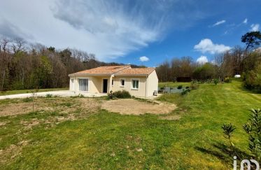 House 4 rooms of 95 m² in Marcillac-Saint-Quentin (24200)