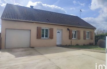 House 4 rooms of 80 m² in Boissy-le-Châtel (77169)