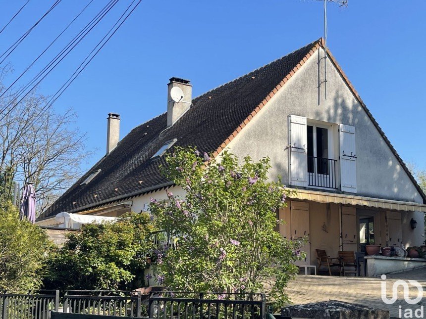 Maison 4 pièces de 180 m² à Souppes-sur-Loing (77460)