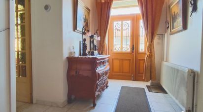 House 5 rooms of 147 m² in Genouillac (16270)