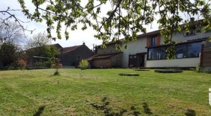 House 9 rooms of 217 m² in Saint-Médard (31360)