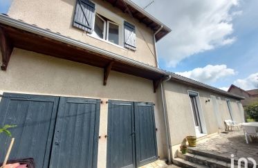 House 6 rooms of 114 m² in Tarbes (65000)