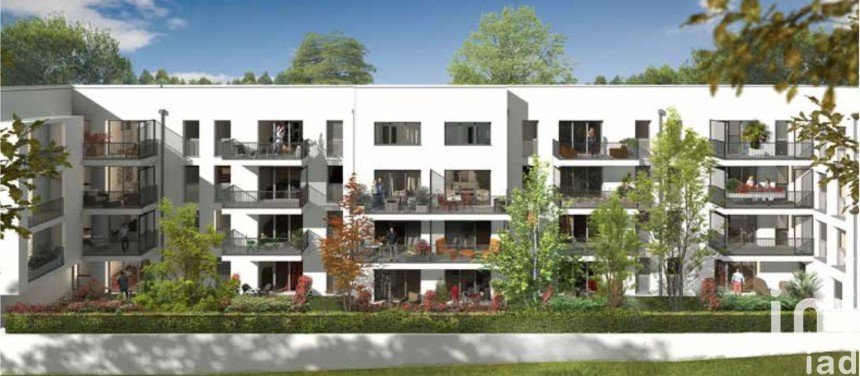 Apartment 4 rooms of 82 m² in Poitiers (86000)