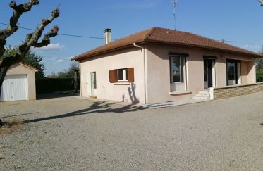 House 4 rooms of 80 m² in Lamonzie-Saint-Martin (24680)