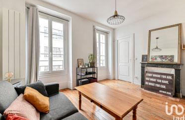 Apartment 2 rooms of 35 m² in Paris (75015)