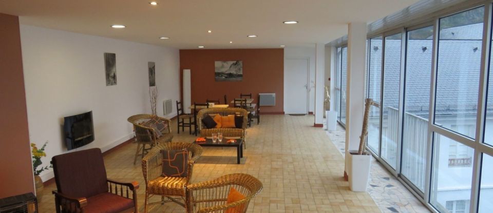 Appartement 9 pièces de 201 m² à Eaux-Bonnes (64440)
